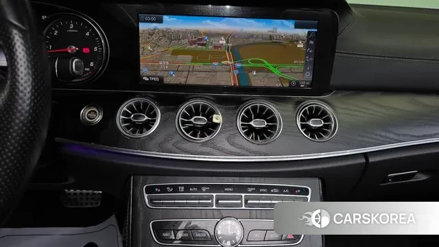 Mercedes-Benz E-Class W213 2018 Белый из Кореи, фото 5