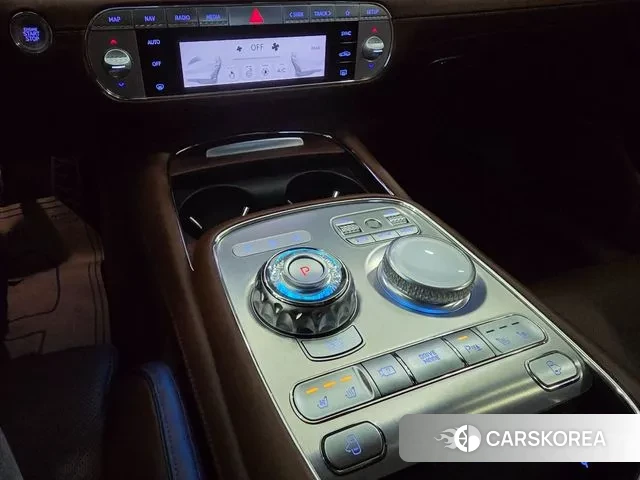 Genesis G90 (RS4) 2023 Белый из Кореи, фото 5