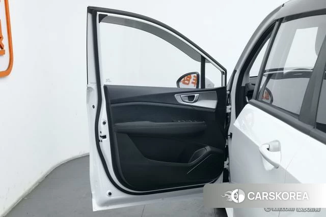 Wuling Automobile Wuling Jiachen 2025 Белый из Китая, фото 5