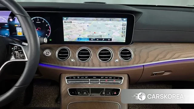 Mercedes-Benz E-Class W213 2023 Серый из Кореи, фото 5