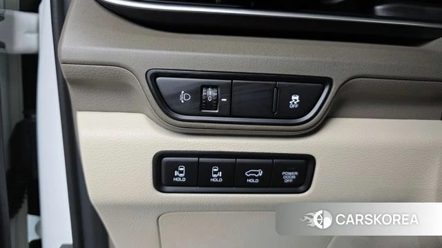 Kia The New Carnival 4th Generation 2025 Белый из Кореи, фото 5