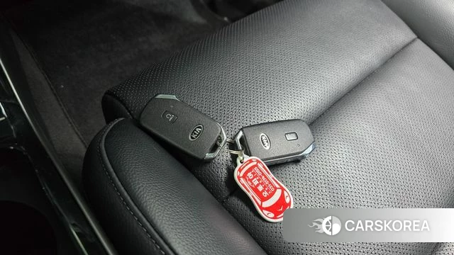 Kia K7 Premier 2020 Серый из Кореи, фото 5