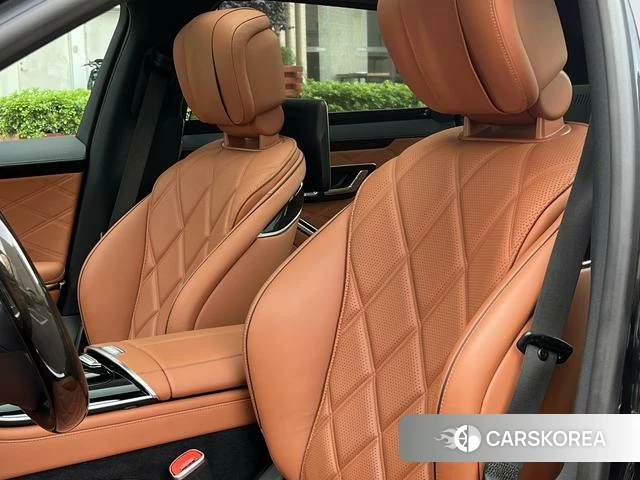 Mercedes-Benz Maybach S-class 2024 Черный из Китая, фото 5