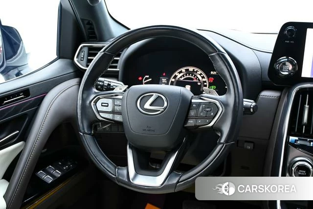 Lexus LX 2024 Белый из Китая, фото 5