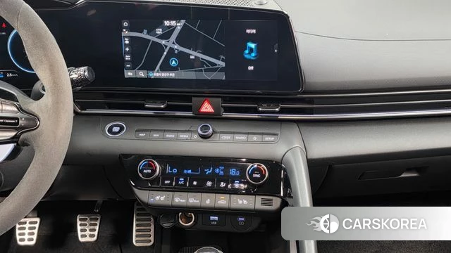 Hyundai The New Avante (CN7) 2024 Небесно-голубой из Кореи, фото 5