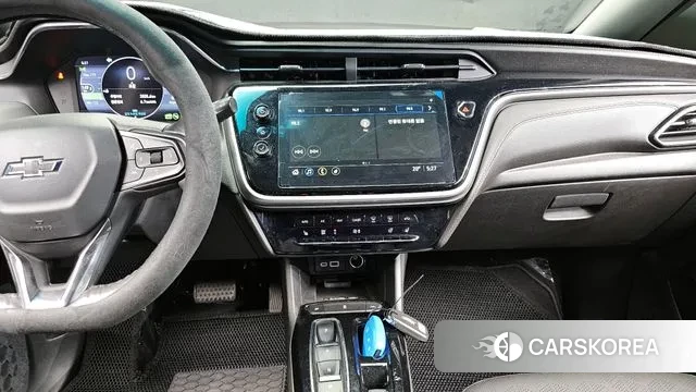 Chevrolet (GM Daewoo) New Bolt EV 2023 Белый из Кореи, фото 5