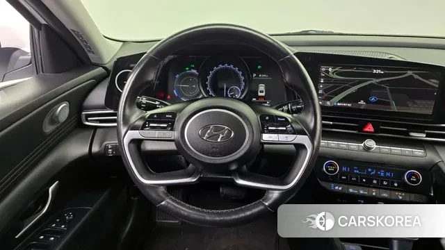 Hyundai Avante Hybrid (CN7) 2021 Белый из Кореи, фото 5