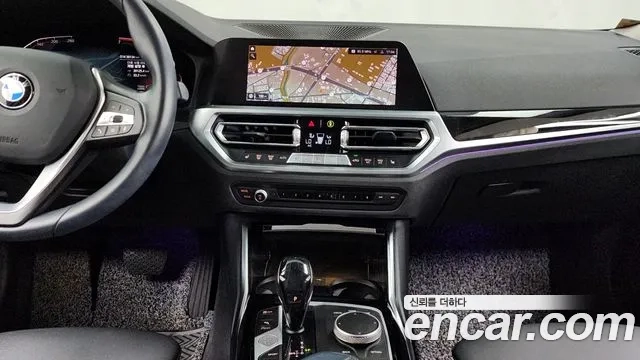 BMW 3 Series (G20) 2021 Небесно-голубой из Кореи, фото 5