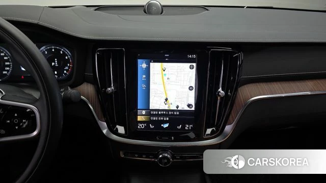Volvo S60 3rd generation 2021 Белый из Кореи, фото 5