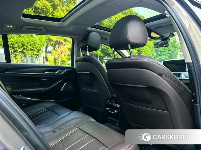 BMW 5 series PHEV 2020 Шампань из Китая, фото 5