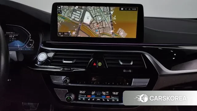 BMW 5 Series (G30) 2021 Серый из Кореи, фото 5