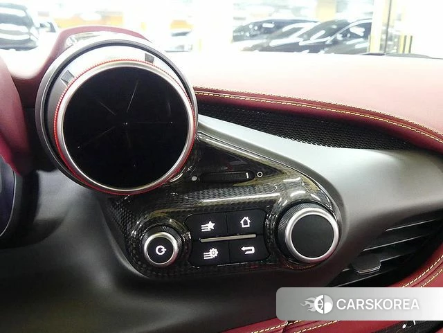 Ferrari F8 Spider 2021 Желтый из Кореи, фото 5