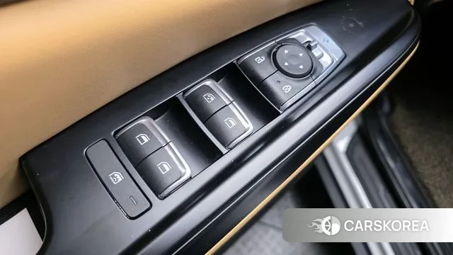 Kia Carnival 4th generation 2023 Белый из Кореи, фото 5