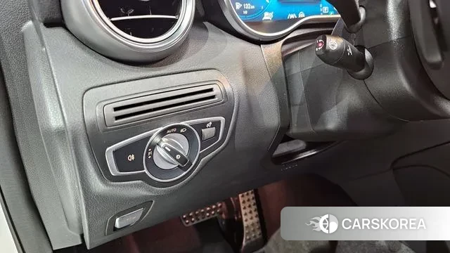 Mercedes-Benz GLC-Class X253 2022 Белый из Кореи, фото 5