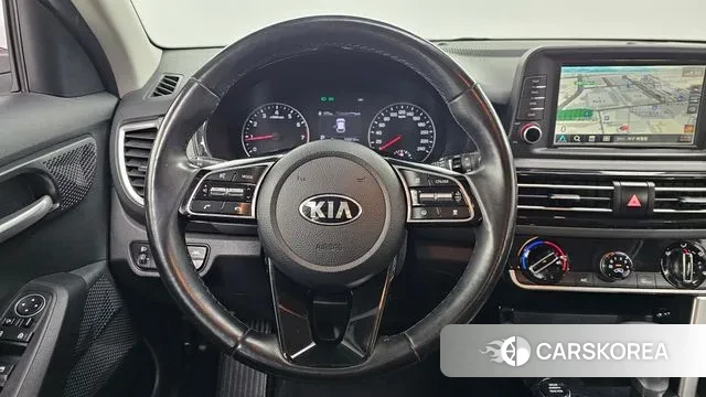 Kia Seltos 2021 Белый из Кореи, фото 5