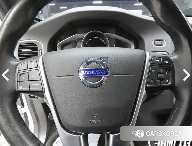 Volvo V60 Cross-Country 2018 Белый из Кореи, фото 5