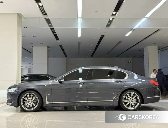 BMW 7 series 2020 Темно-серый из Китая, фото 5