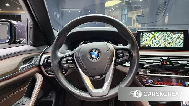 BMW 5 Series (G30) 2018 Черный из Кореи, фото 5