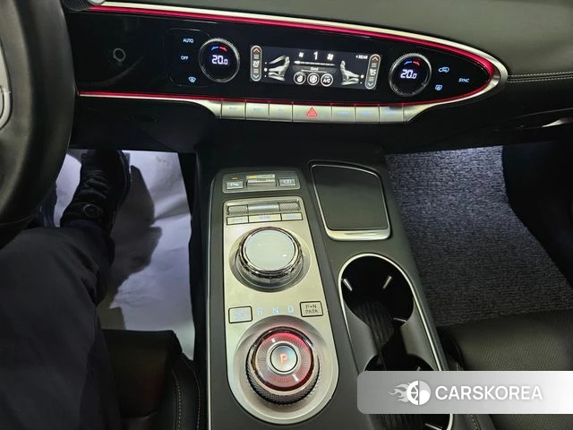 Genesis GV70 2022 Белый из Кореи, фото 5