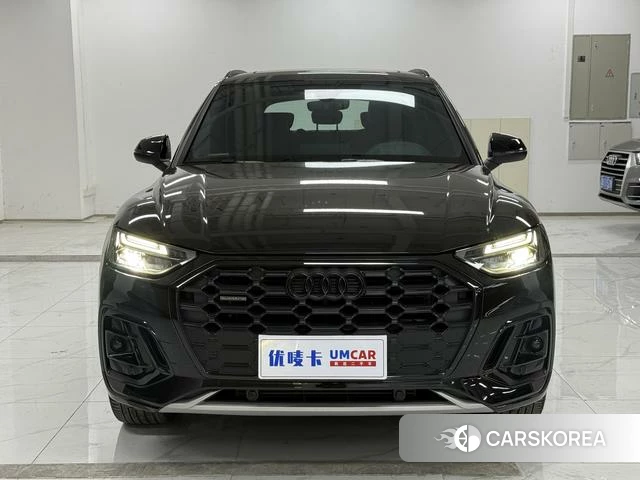 Audi Q5L 2025 Черный из Китая, фото 5
