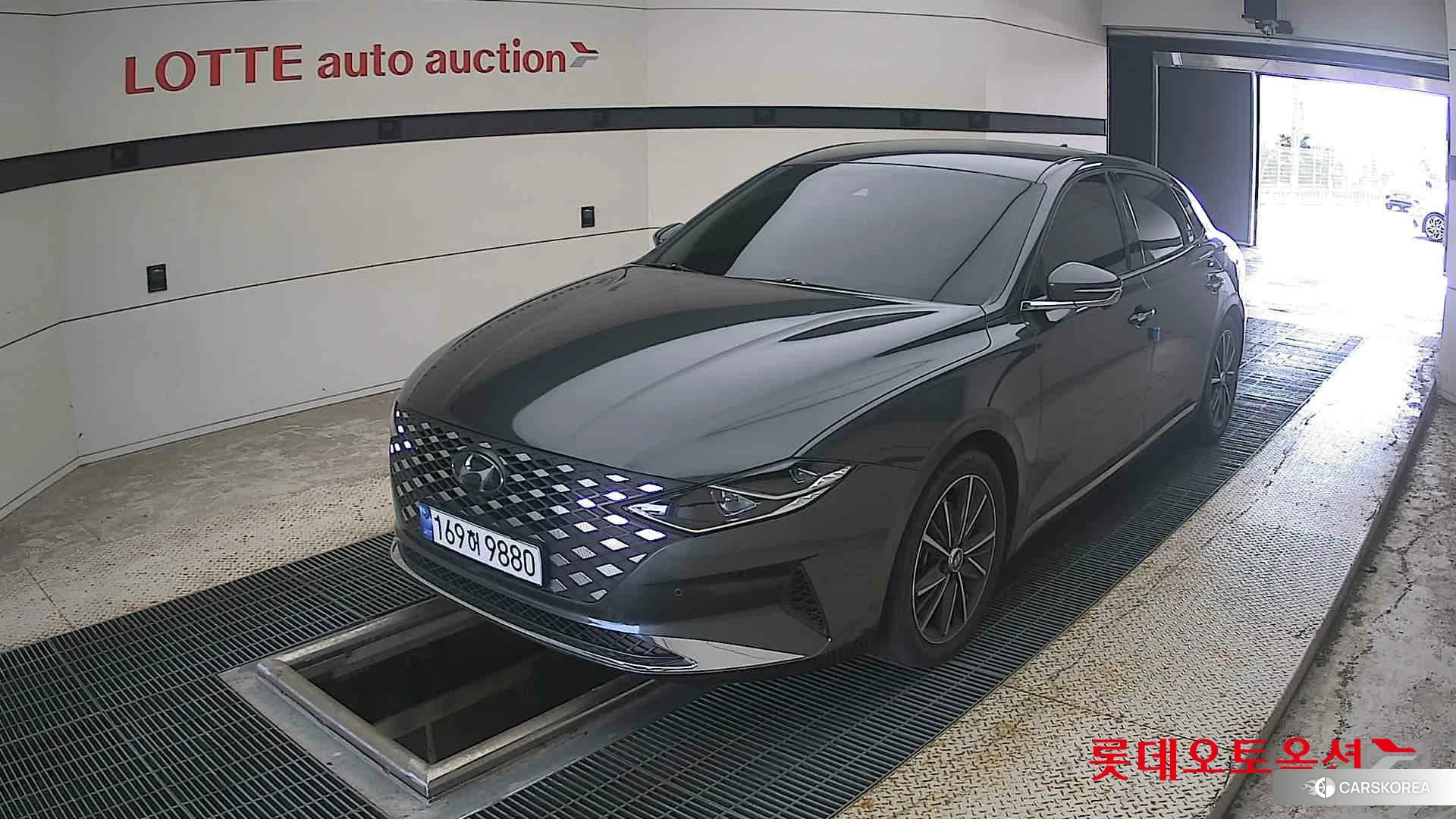 Hyundai Grandeur 2023 Nocturne Grey Metallic из Кореи, фото 5