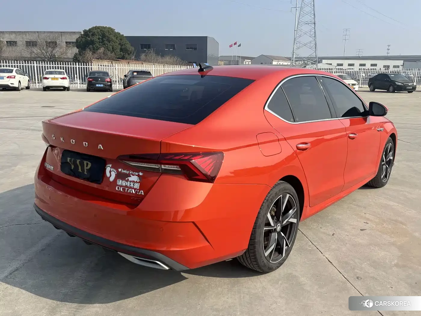 Skoda Octavia 2021 Yellow/orange из Китая, фото 5
