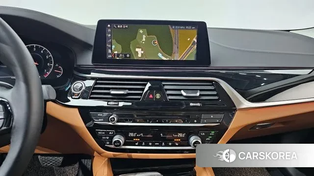 BMW 5 Series (G30) 2019 Синий из Кореи, фото 5