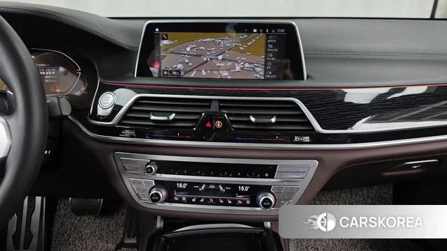 BMW 7 Series (G11) 2022 Черный из Кореи, фото 5