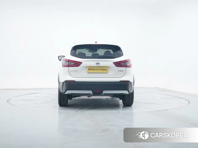 Nissan Qashqai 2022 Белый из Китая, фото 5