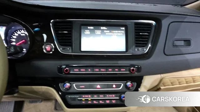 Kia The New Carnival 2019 Черный из Кореи, фото 5