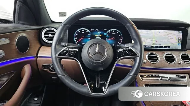 Mercedes-Benz E-Class W213 2021 Белый из Кореи, фото 5