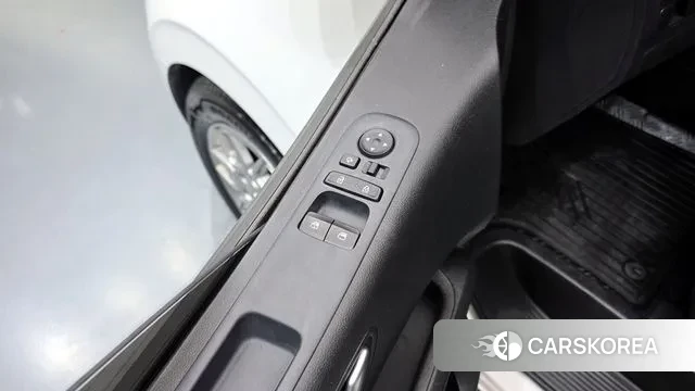 Hyundai Staria 2021 Белый из Кореи, фото 5