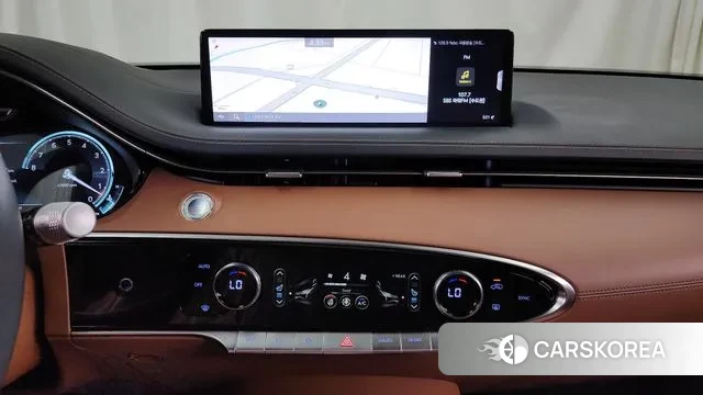 Genesis GV70 2021 Зеленый из Кореи, фото 5