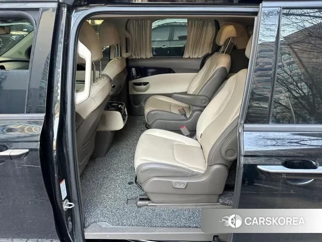 Kia Carnival 4th generation 2022 Черный из Кореи, фото 5