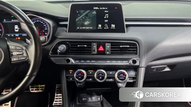 Genesis G70 2018 Черный из Кореи, фото 5