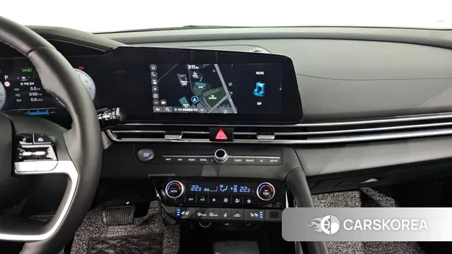 Hyundai The New Avante (CN7) 2023 Белый из Кореи, фото 5