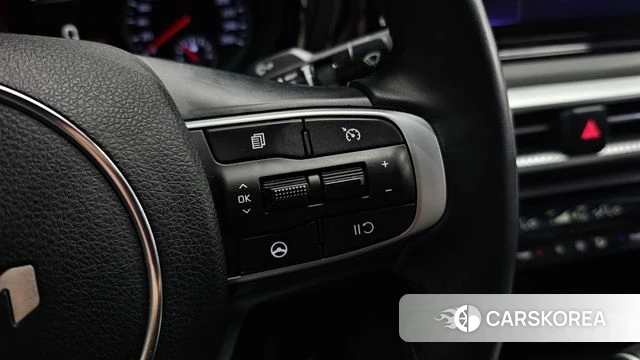 Kia K5 3rd generation 2023 Белый из Кореи, фото 5