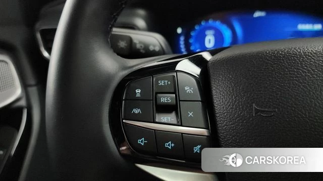 Ford Explorer 6th Generation 2022 Белый из Кореи, фото 5