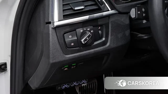 BMW 3 Series (F30) 2018 Белый из Кореи, фото 5