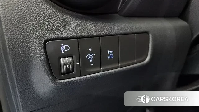 Hyundai The New Kona 2021 Светло-серебряный цвет из Кореи, фото 5