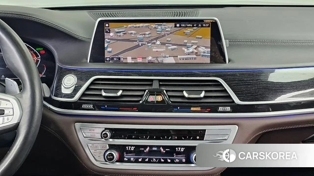 BMW 7 Series (G11) 2021 Черный из Кореи, фото 5