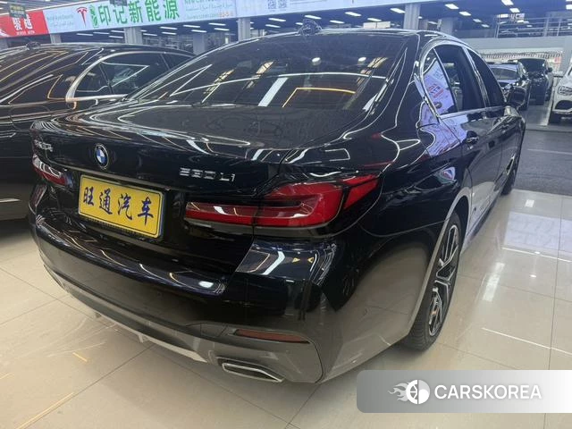 BMW 5 series 2021 Черный из Китая, фото 5