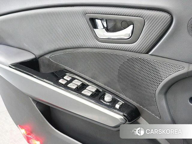 Ssangyong Tivoli Armor 2019 Белый из Кореи, фото 5