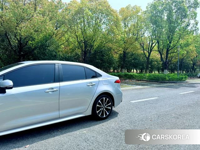 Toyota Lei Ling 2021 Серебристо-серый из Китая, фото 5
