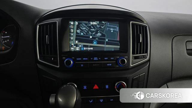 Hyundai The New Grand Starex 2018 Белый из Кореи, фото 5