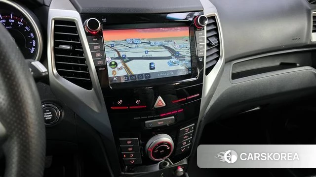 Ssangyong Tivoli Armor 2019 Красный из Кореи, фото 5