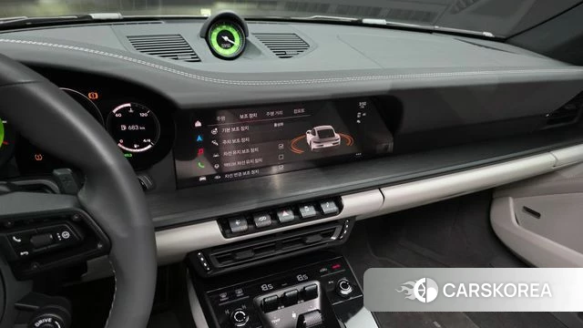 Porsche 911(992) 2023 Серый из Кореи, фото 5