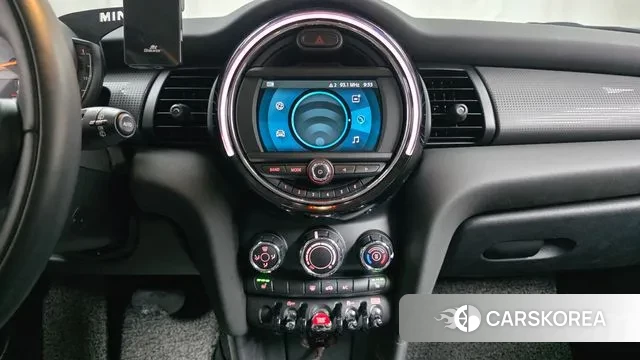 Mini Cooper 2021 Черный из Кореи, фото 5