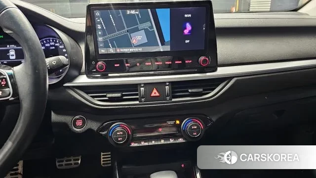 Kia The New K3 2nd generation 2023 Белый из Кореи, фото 5