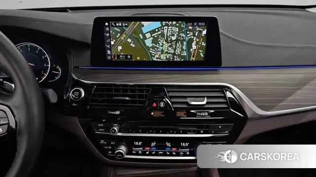 BMW 6 Series GT (G32) 2018 Светло-серебряный цвет из Кореи, фото 5